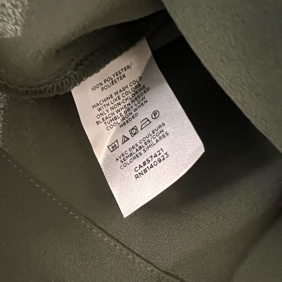 Loft Blouse - Olive - Picture 3 of 3